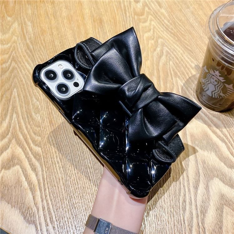 Bow Case Phone