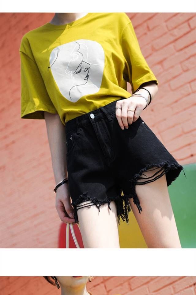 Mid Waist Plain Frayed Distressed Wide Leg Denim Shorts