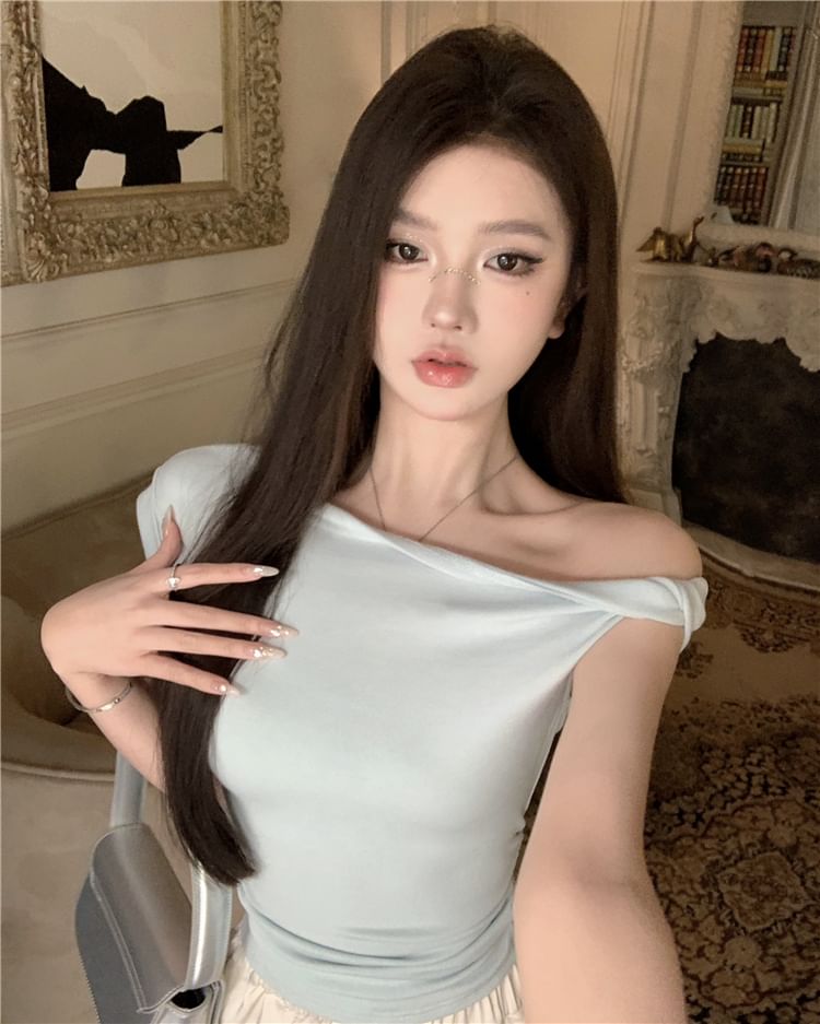 Cap-Sleeve Shoulder Plain Cold T-Shirt