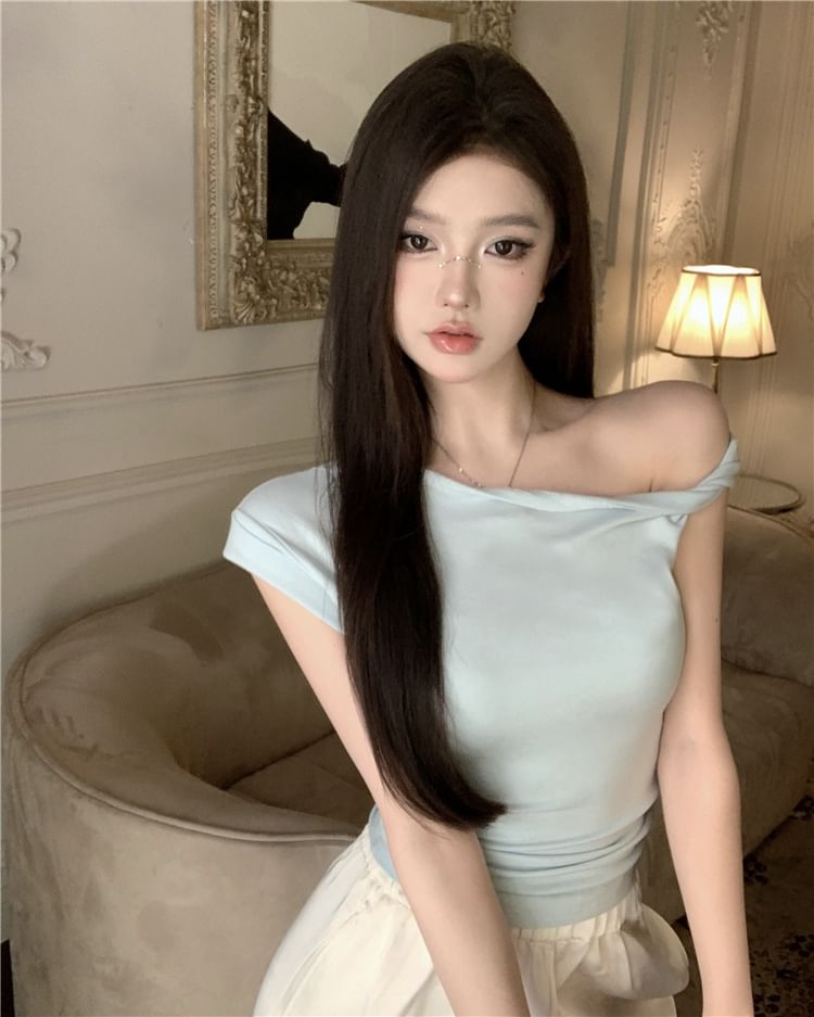 Cap-Sleeve Shoulder Plain Cold T-Shirt