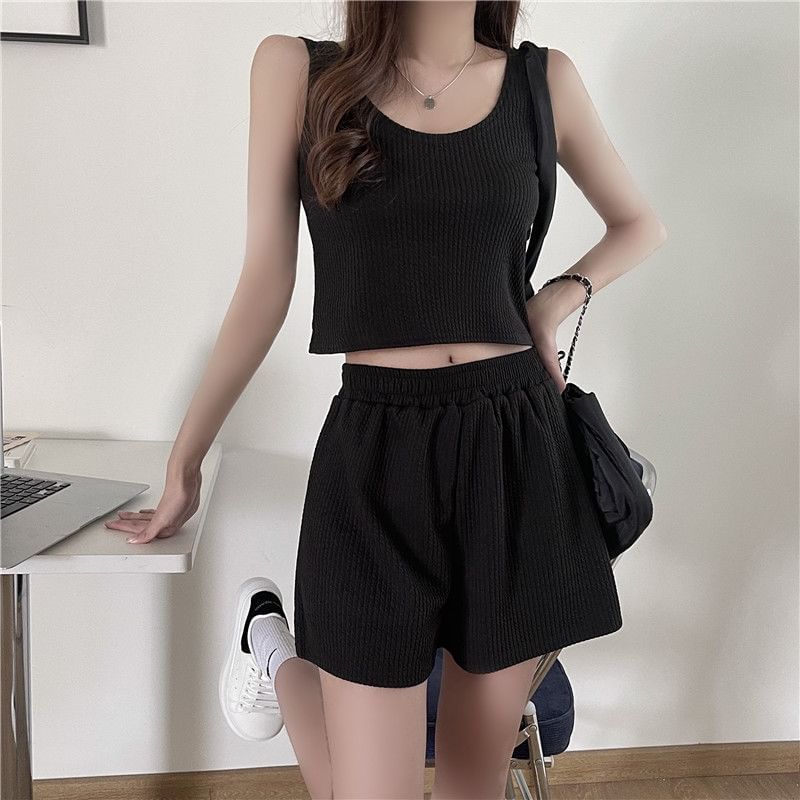 + Top Set: Plain Scoop Tank Neck Shorts Elastic Waist Sweat
