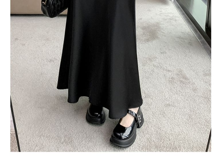 High Waist A-Line Maxi Skirt in Solid Tone