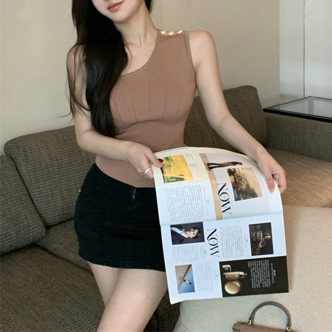 Plain Top One-Shoulder Knit Tank