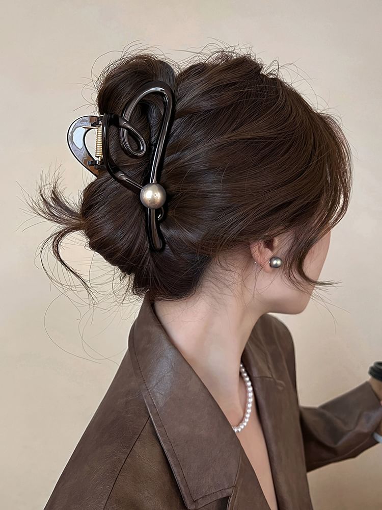 Hair Claw Faux Pearl Heart