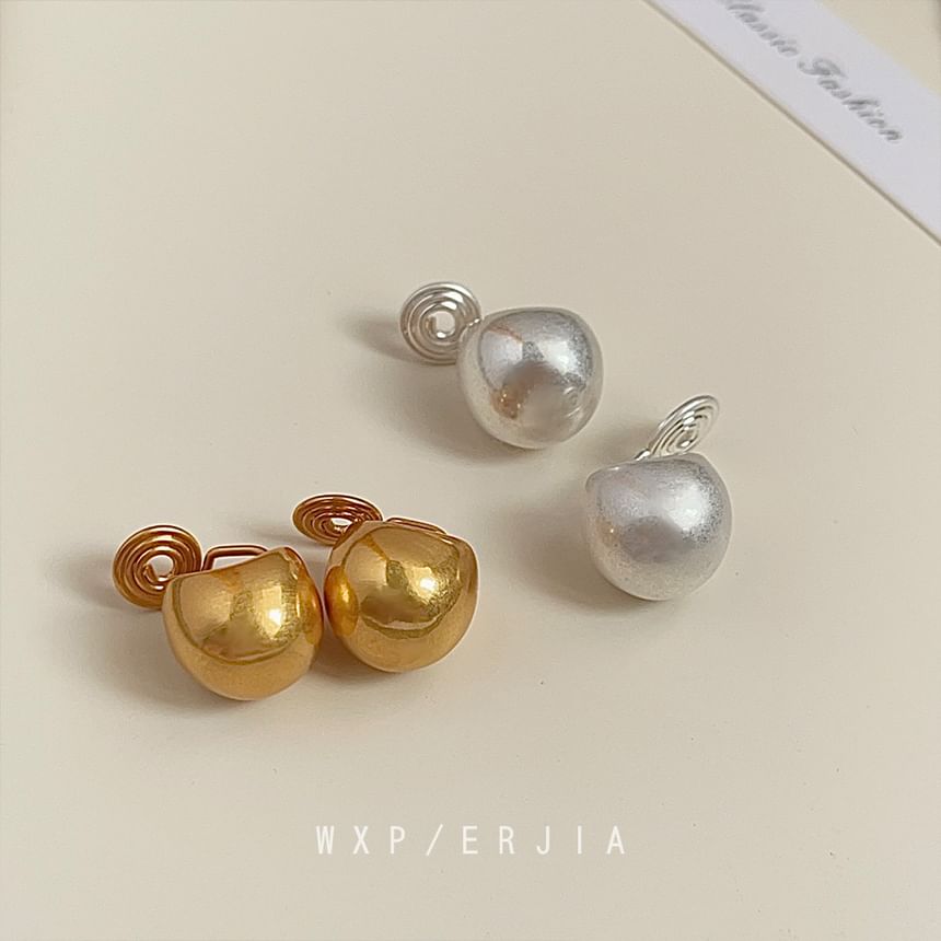 Pearl Faux Cuff Earring