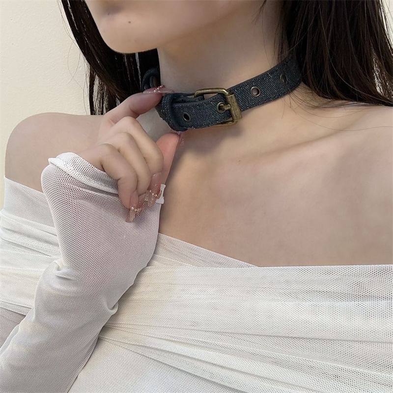 Denim Choker Buckled