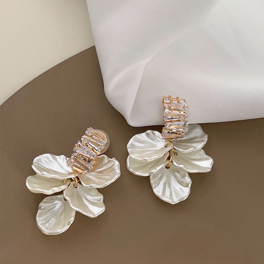 Rhinestone Earring Alloy Petal Drop