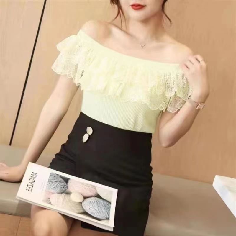 Top Knit Lace Off-Shoulder