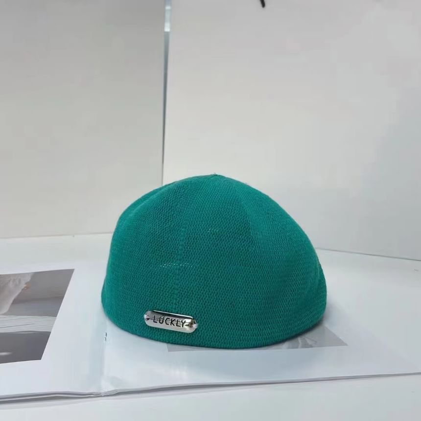 Beret Metal Plate Lettering Hat