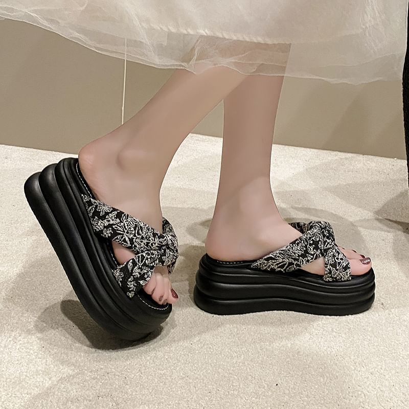 Floral Sandals Patterned Platform Slide