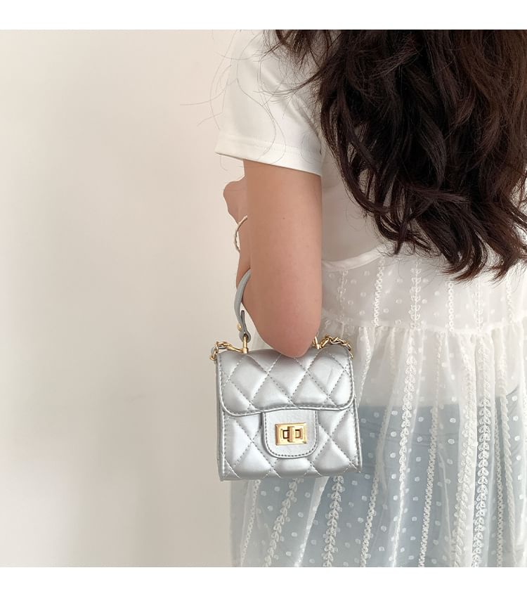 Strap Flap Crossbody Chain Quilted Bag