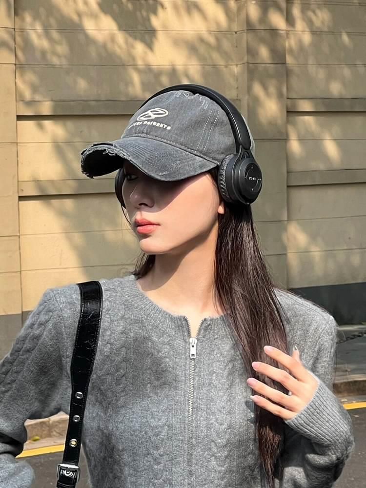 Cap Embroidered Distressed Baseball