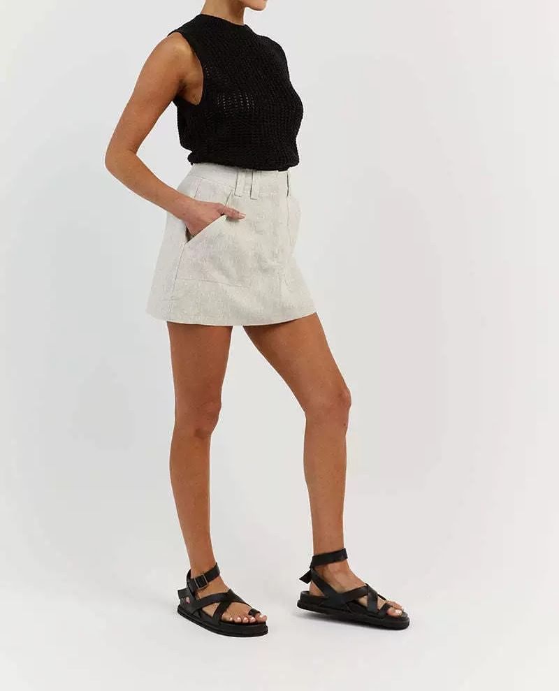 Round Plain Knit Sleeveless Top Neck