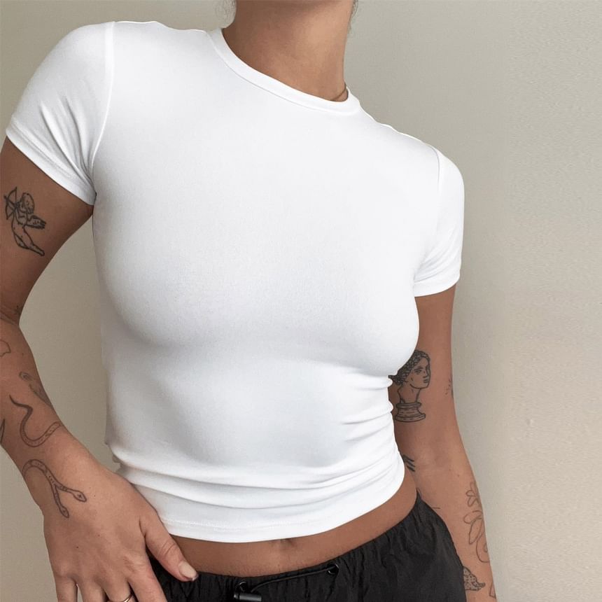 Round Plain Short-Sleeve T-Shirt Neck
