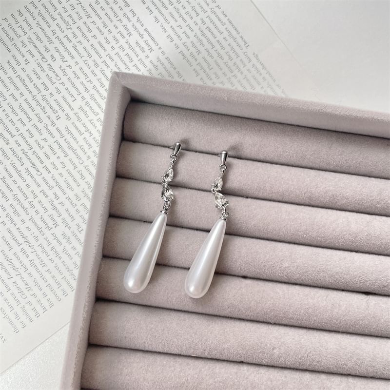 Pearl Alloy Dangle Earring Faux