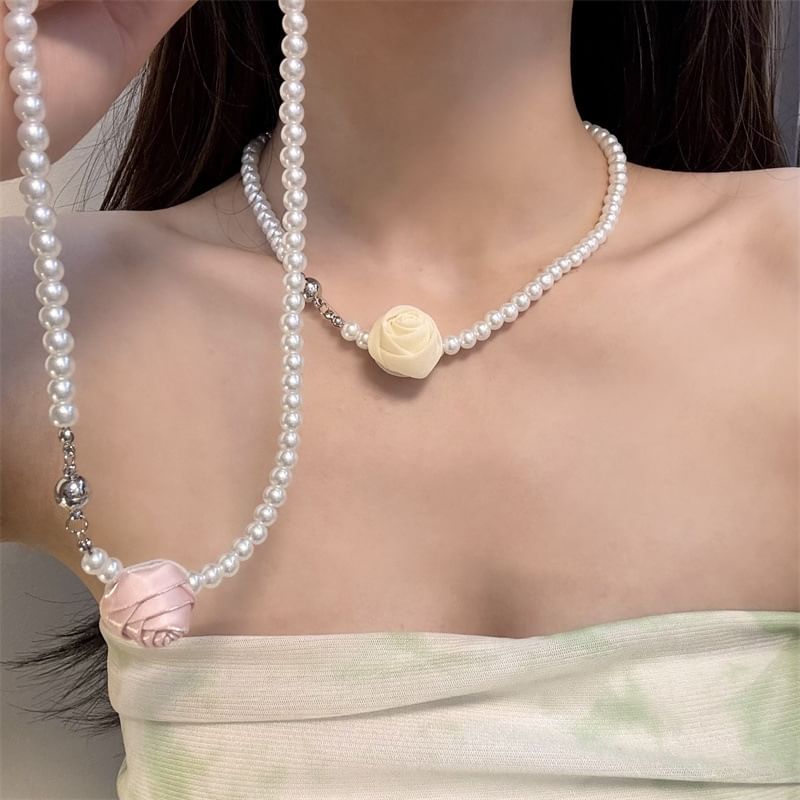 Necklace Floral Faux Pearl