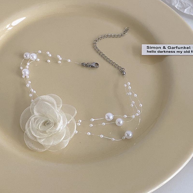 Floral Layered / Faux Choker Pearl