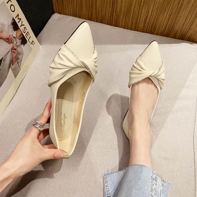 Pointed-Toe Flats Bow Rhinestone