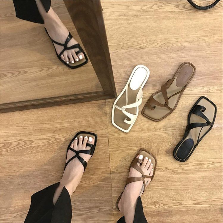 Loop Flats Toe