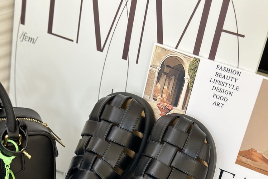Woven Plain Sandals