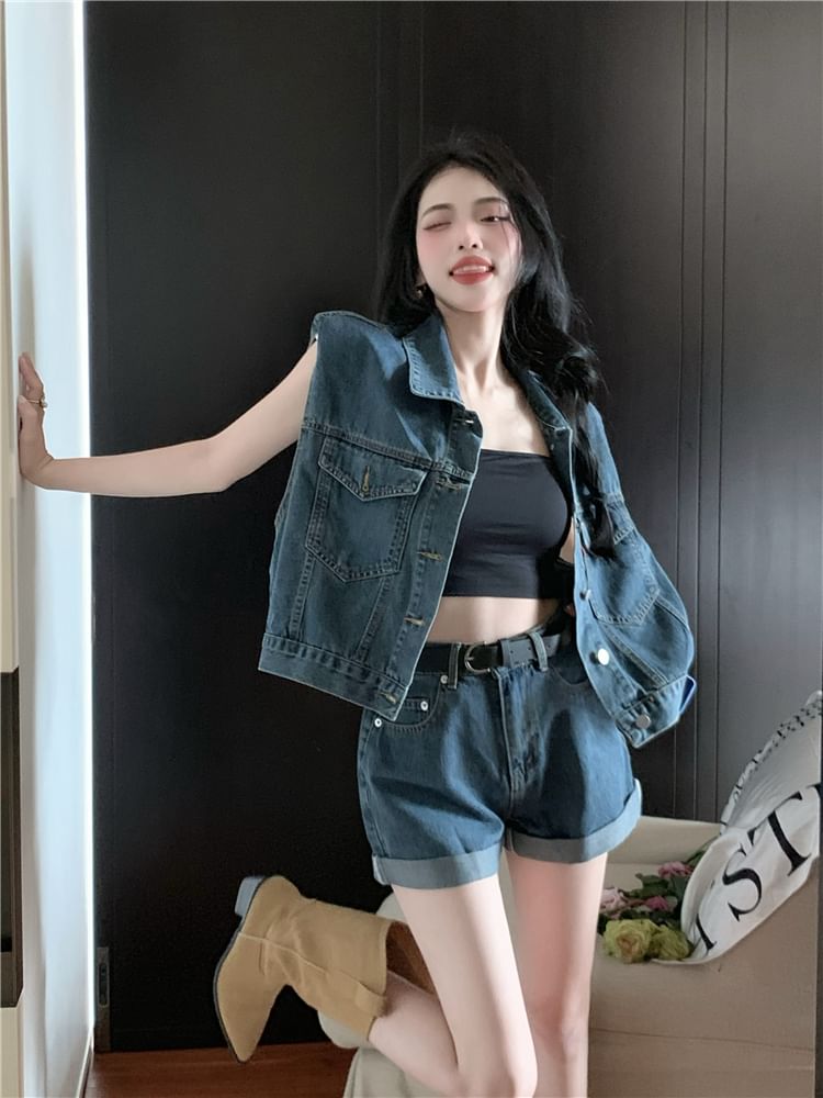 Collar Denim Button Vest / High Waist Roll Up Hem Denim Shorts / Belt / Set