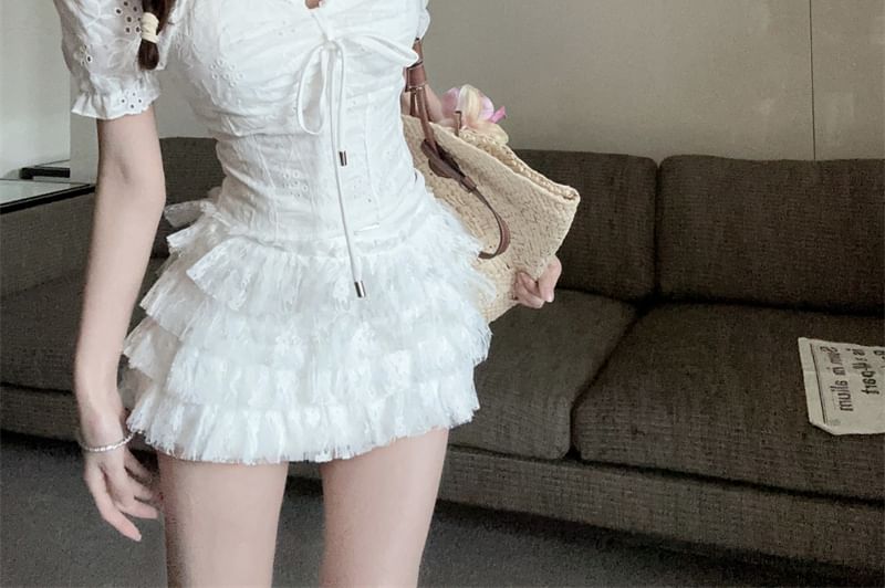 A-Line / Embroidered Rise Skirt Neck Lace Tie Mini Short-Sleeve Blouse Eyelet Tiered High Square Front