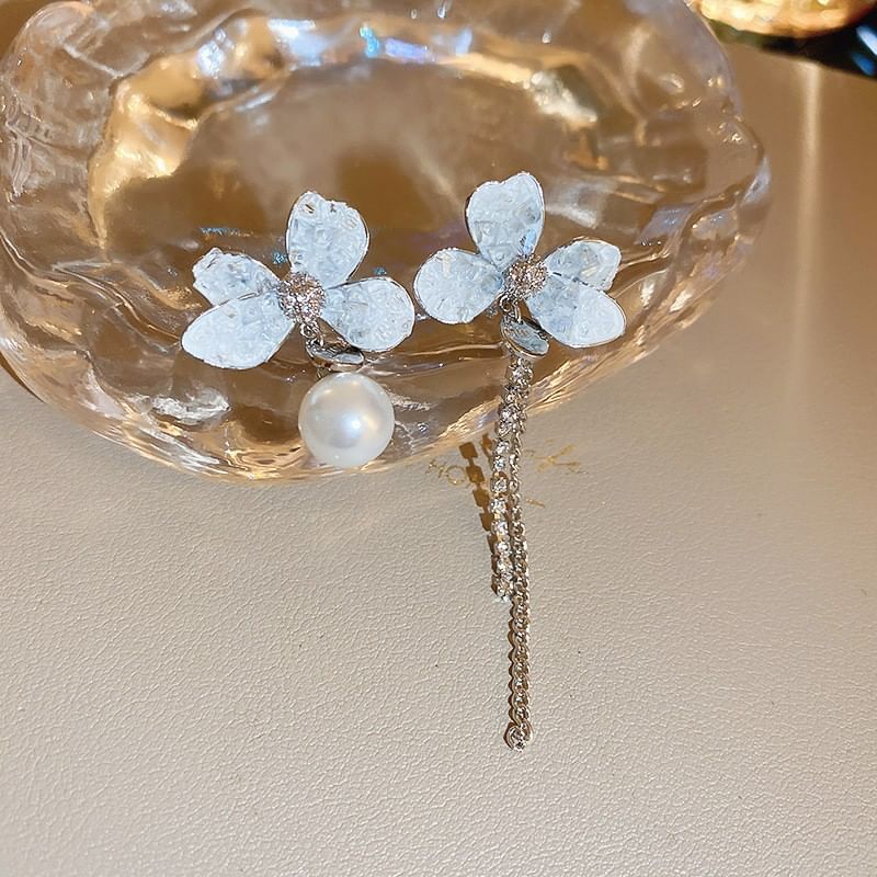 Butterfly Floral (Various Faux Pearl Earring Crystal Alloy Designs) /