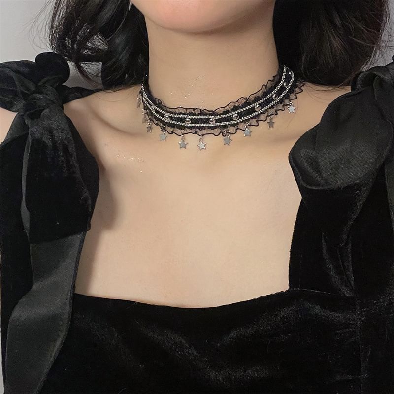 Star Lace Fringed Choker