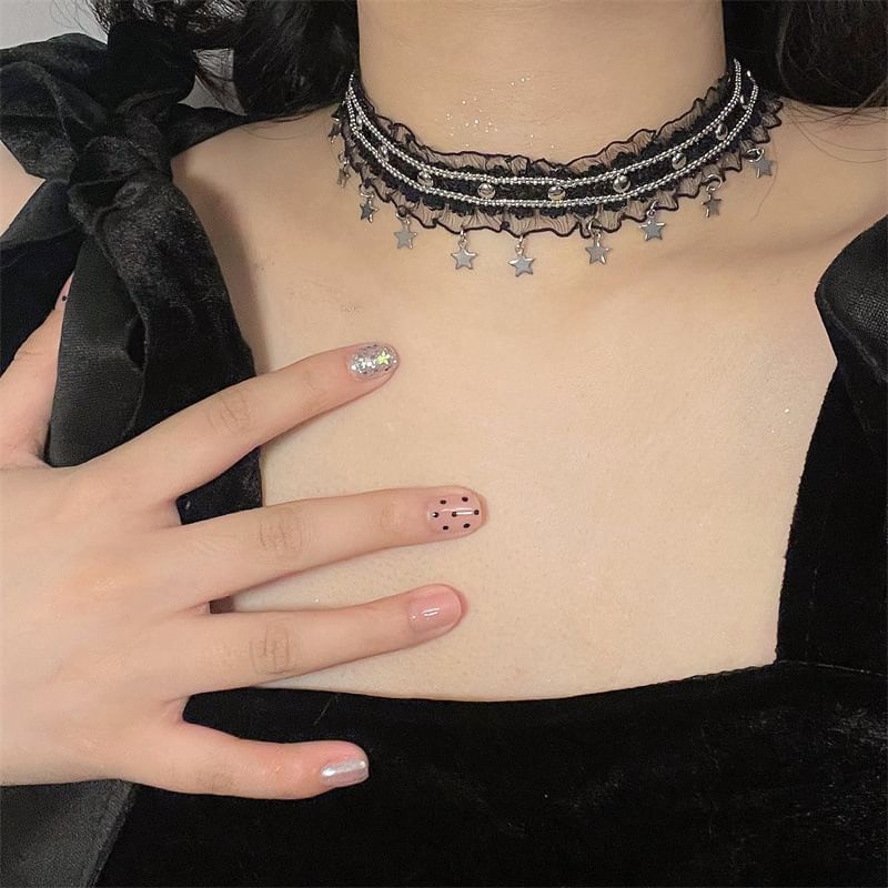 Star Lace Fringed Choker