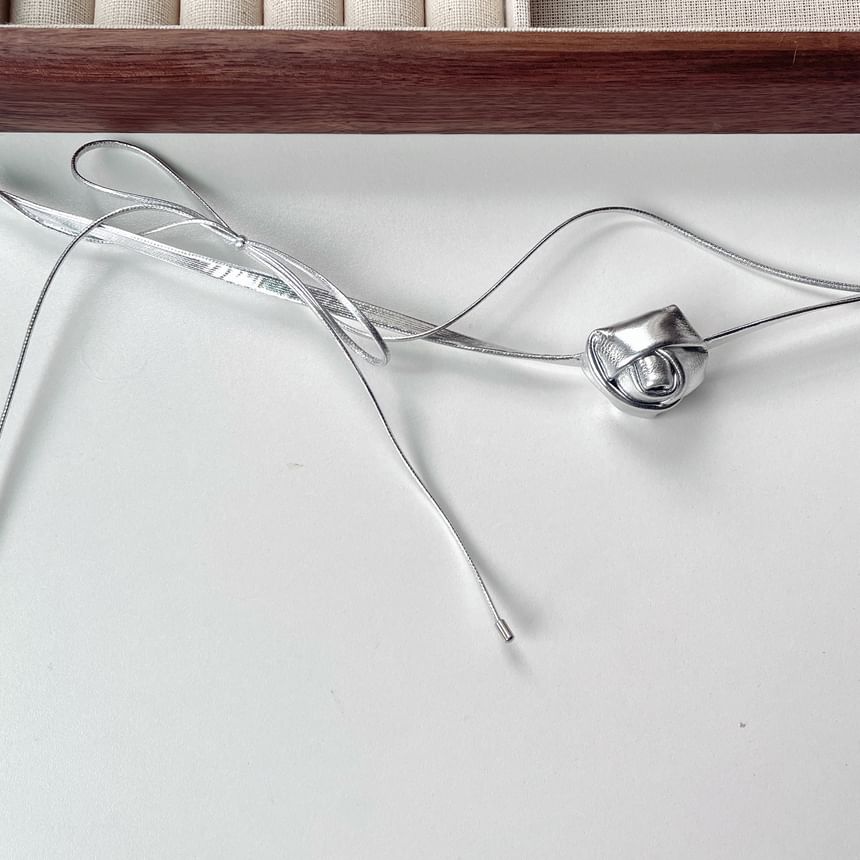 Layered Floral Bow Leather Choker Faux