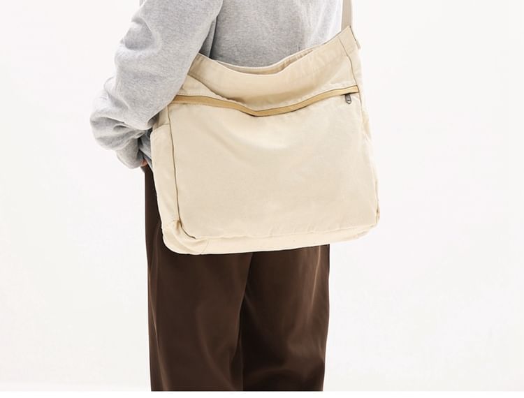 Crossbody Multi-Pocket Canvas Bag