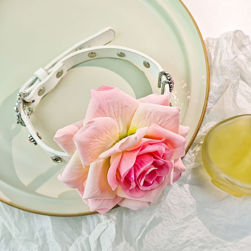 Floral Faux Leather Choker