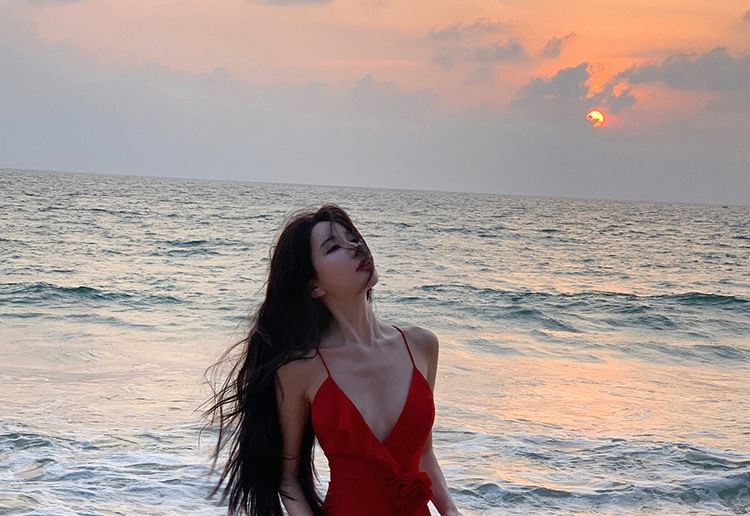 Trim Ruffle Strap Open Dress A-Line Plain Spaghetti Back V-Neck Plunge Maxi Slit