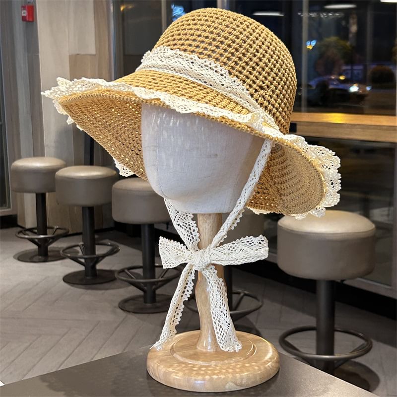 Perforated Sun Trim Knit Lace Hat