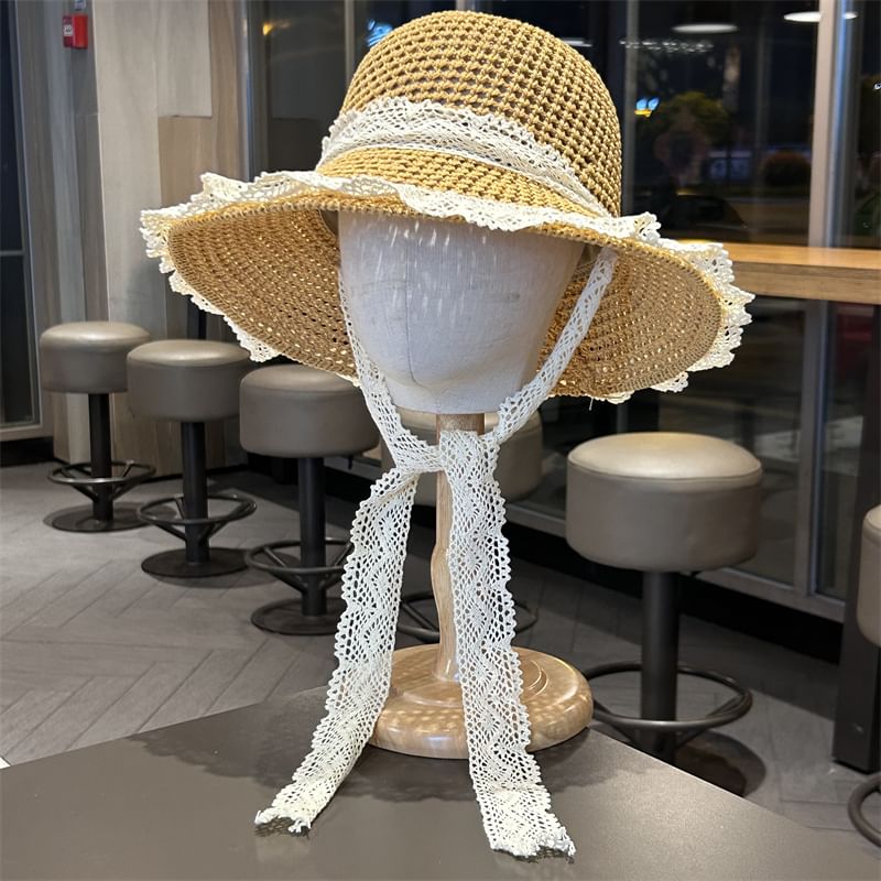 Perforated Sun Trim Knit Lace Hat
