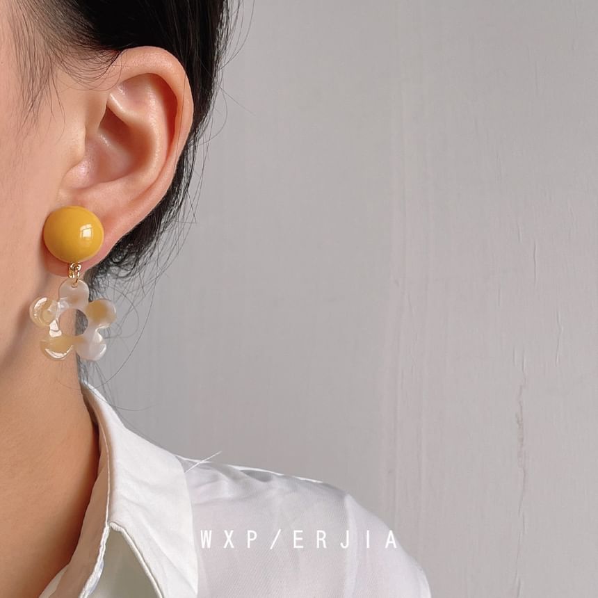 Drop Acrylic Earring Floral