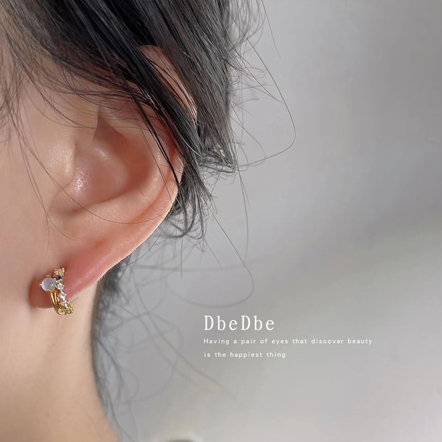 Rhinestone Alloy Layered Ear Cuff