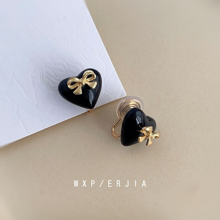 Bow Alloy Ear Heart Cuff