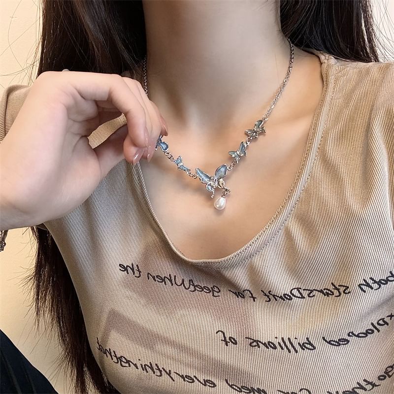 Butterfly Faux Choker Pearl Alloy