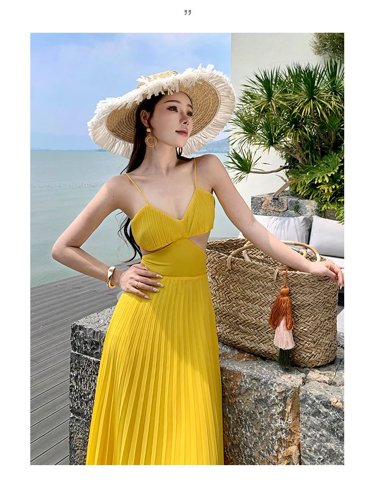 V-Neck Dress Chiffon Cutout Maxi Spaghetti Pleated Strap
