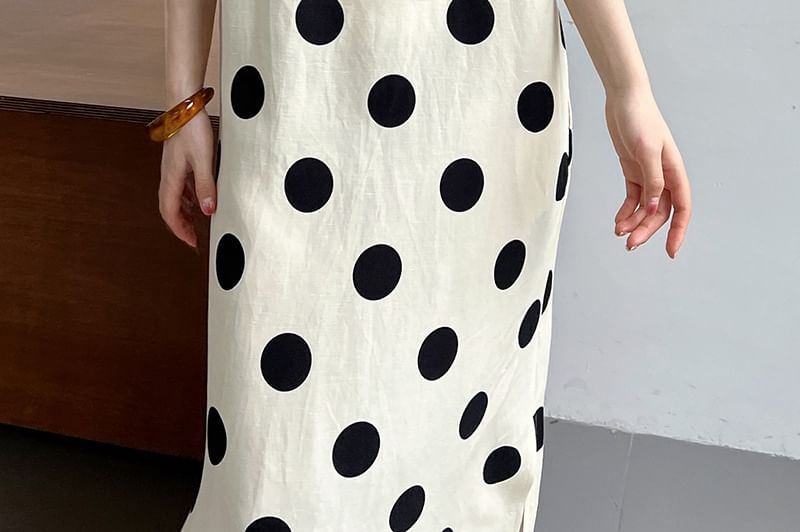 V-Neck Sleeveless Dotted A-Line Maxi Dress