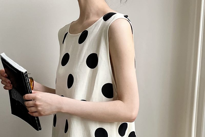 V-Neck Sleeveless Dotted A-Line Maxi Dress