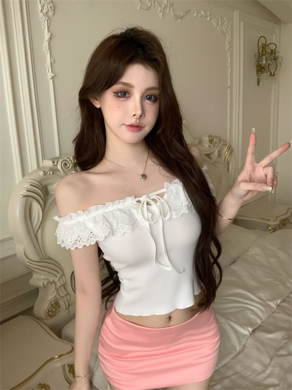 Off Shoulder Plain Ruffle Short-Sleeve Top Tie-Up