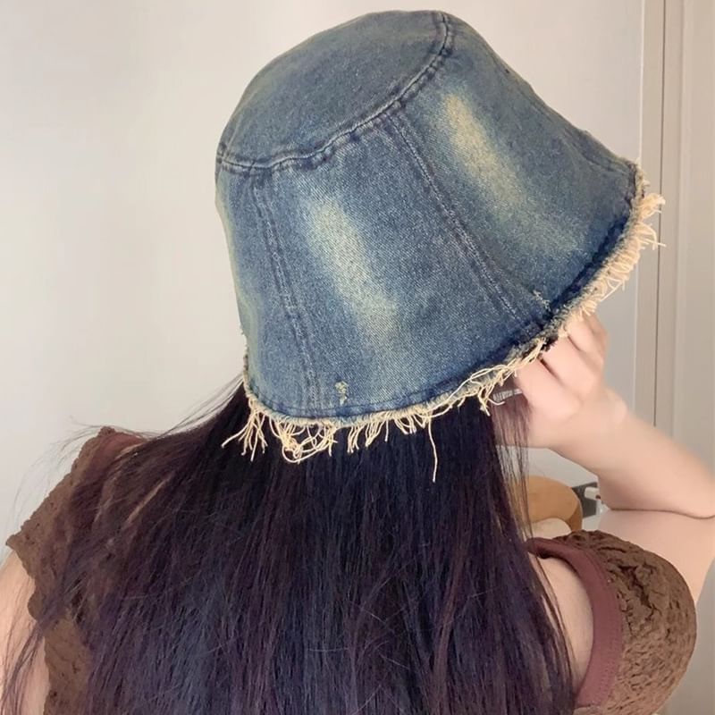 Distressed Embroidery Bucket Brim With Hat Butterfly