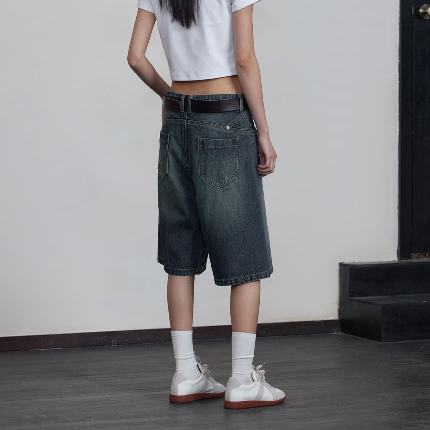 Mid Rise Loose Fit Straight Cut Denim Jorts