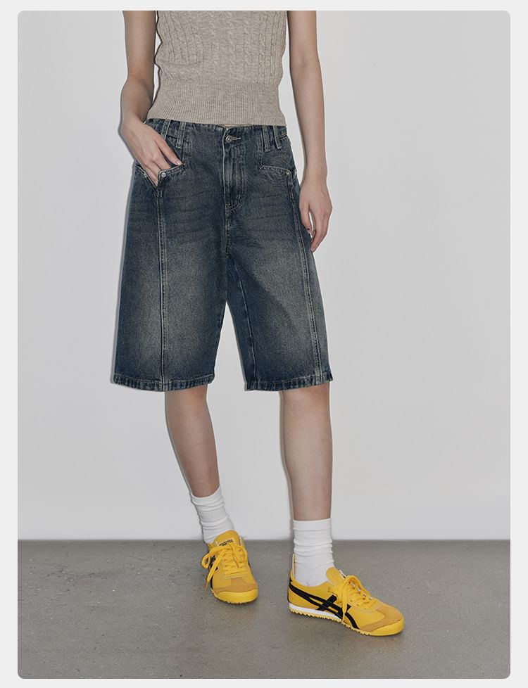 Mid Rise Loose Fit Straight Cut Denim Jorts