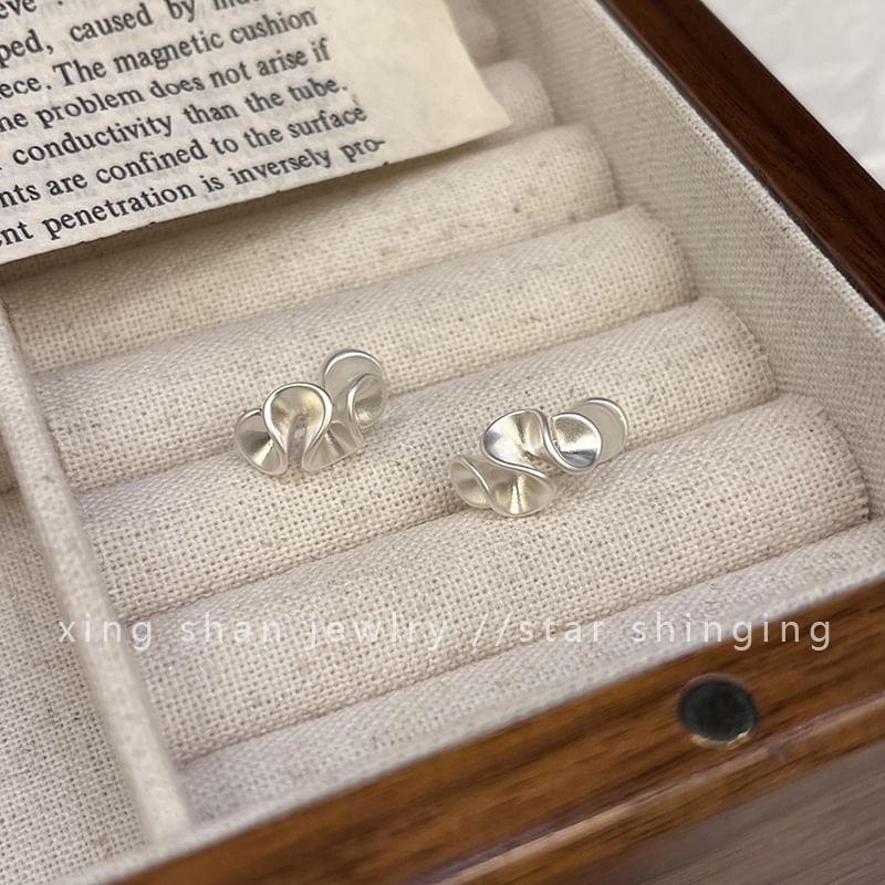 Irregular Earring / Clip-On Stud