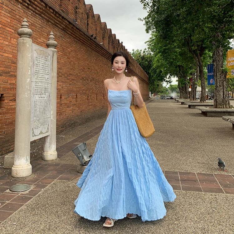 Back Strap Square Spaghetti Crinkle Dress A-Line Plain Neck Open Maxi