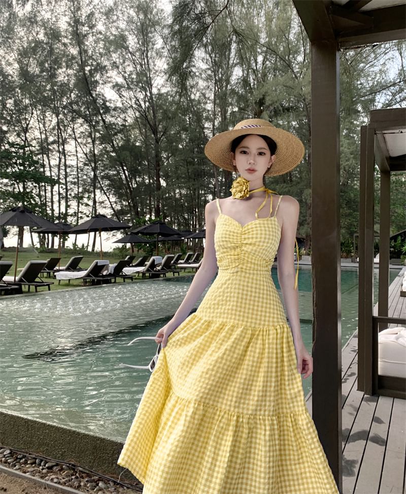 Thin Strap Checkered Ruched Maxi A-Line Dress