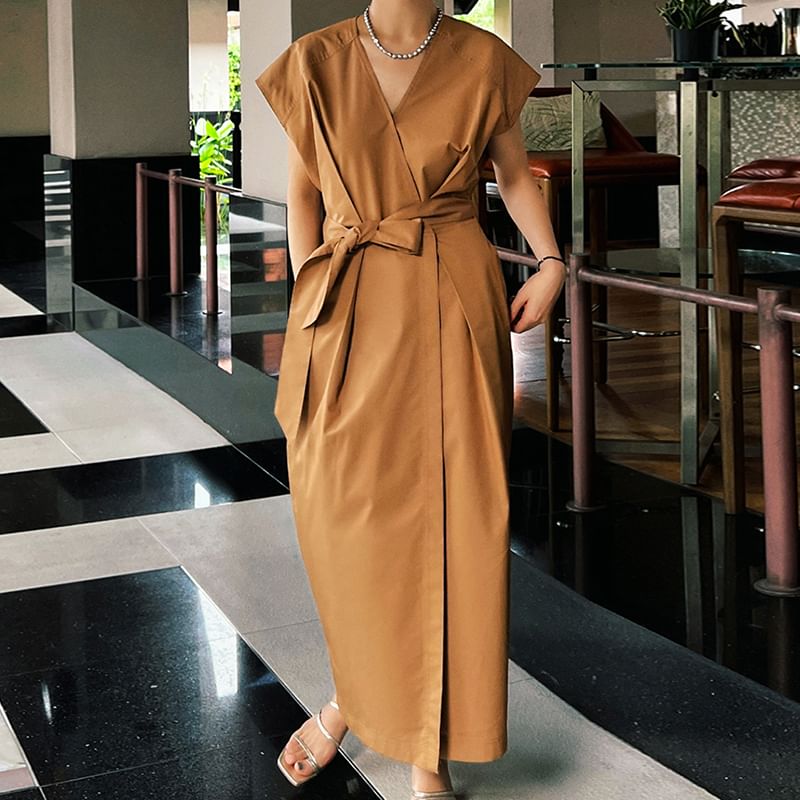 Crew Neck Puff-Sleeve Solid A-Line Maxi Dress